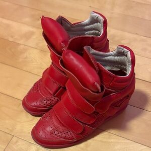 Isabel Marant red wedge sneaker